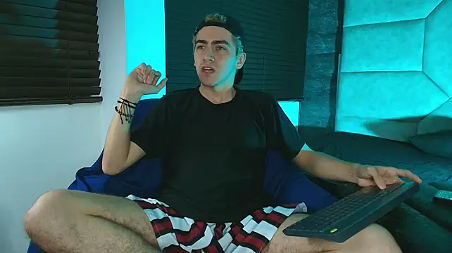 Tyler_Mcrey Chat XXX in diretta