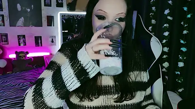 Kitty_goth - CUM SHOW🖤