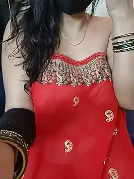 _in_v_a_n_i_ll_a - Ice on boobs