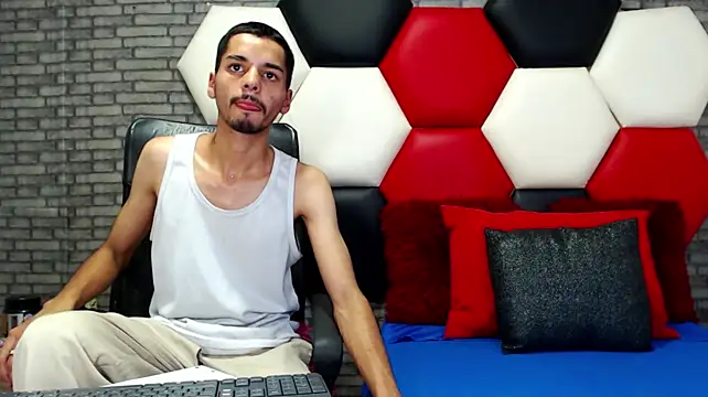 Thristan05 Chat XXX live
