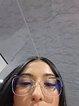 Jade_connor - vibrating tongue 5 min 🩷🩷🩷