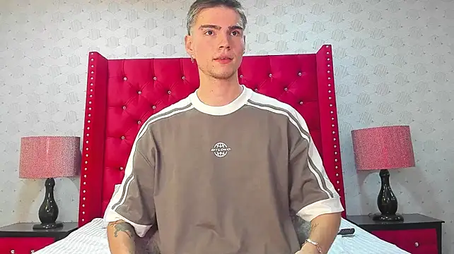 NickWild – webcam-show
