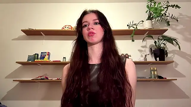 LaureJoliet Chat XXX live