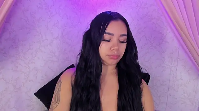 MarianaGarciaa__ - Drop saliva on my nipples + squezze 🍒💦