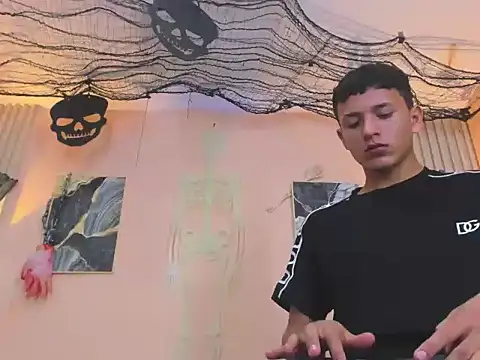 Онлайн чат XXX Lian_Lodson