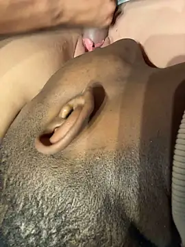 XXX chat uživo modela Juuhschmitt