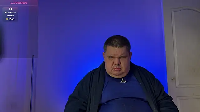 BIGBOSSDADDYX élő XXX-chatje