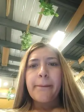 Alana_69 - Circles with my tongue on nipples (mall)