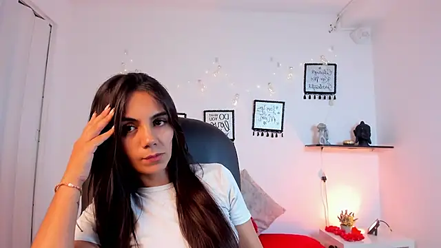 دردشة martina_mancini الجنسية المباشرة