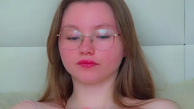 KeiraAsti's Live XXX Chat