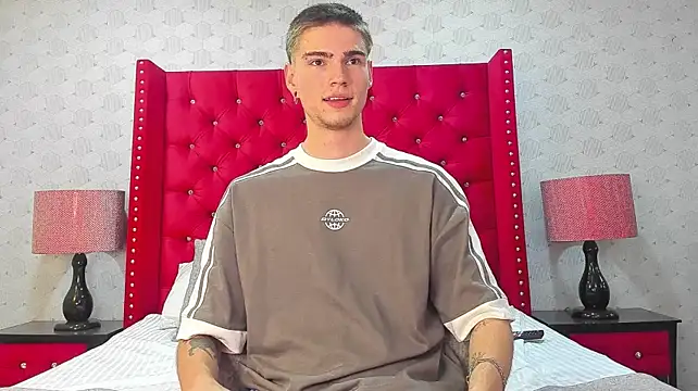 NickWild Chat XXX live