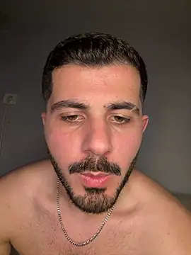 Kissbiceps Live XXX Chat