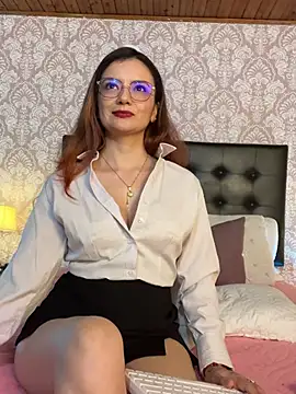 KateBurning - BOOBS X 5 MINS