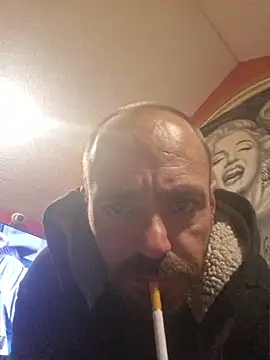 DaddyAndSplashQueen's Live XXX Chat
