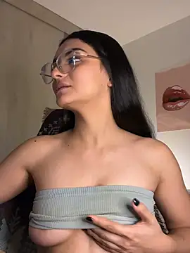 Cat2525's Live XXX Chat