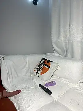 Sexxyronn - SPOIL ME