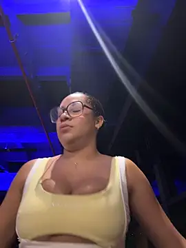 GabbyVoss' Live XXX Chat