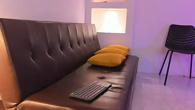 Živý XXX chat Elena_Kink