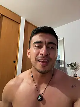 Chris_Clarck লাইভ XXX চ্যাট