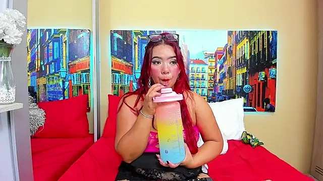 TaylorSummer - 😎Put on glasses😎