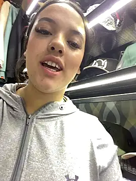Онлайн ча т XXX CelesteJones1