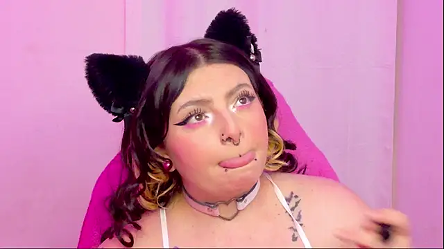 Онлайн чат XXX Sachi_Meow