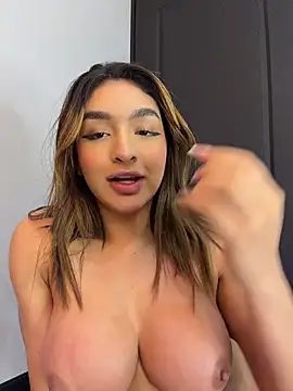 Chat XXX en directo de jenn_fit