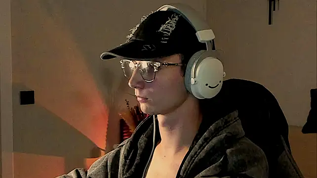 lle0nn Live XXX chat