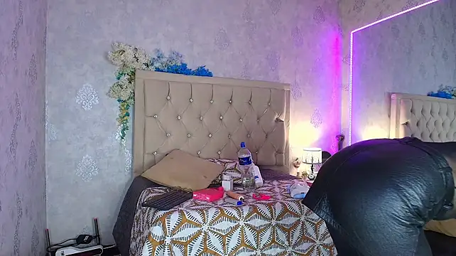 nini_love01 Live XXX Chat