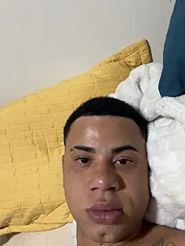 Ben9767_ – Naživo XXX chat