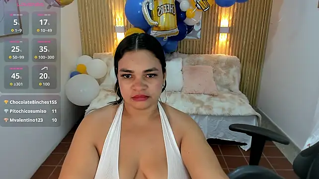 Cloe_35 - suck my tits
