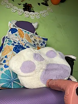 KattalellaGomez - Control Machín 5 mn 🕹️+ Big squirt 💦💜
