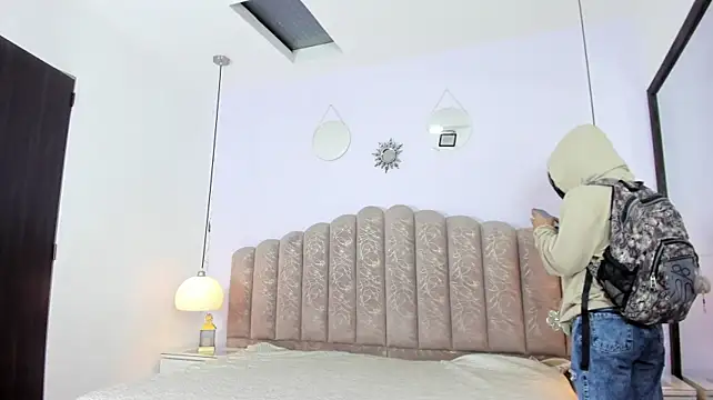 Chat XXX ao vivo de Channel_sofia