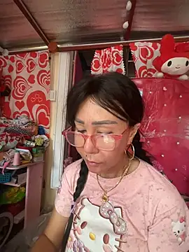 צ'אט XXX בשידור ח י של sweetieme