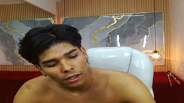 rau_22n Live XXX chat