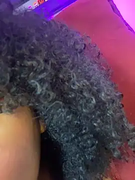 Chat +18 de 99_Lilith ao vivo