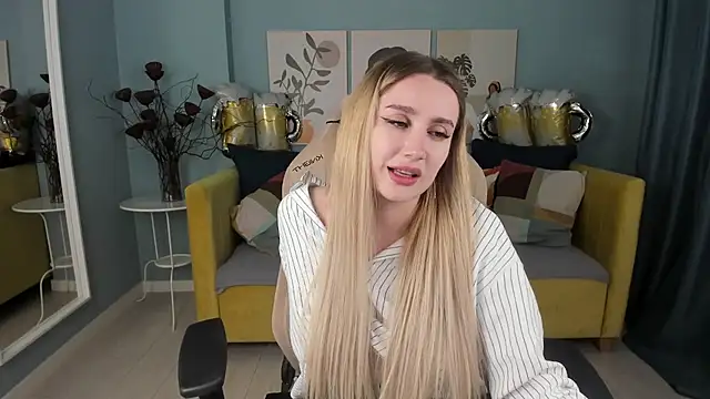 Онлайн чат XXX LanaLoon