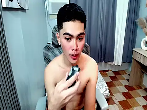ItsKenny Live XXX-chat