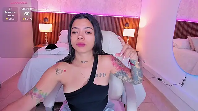 Megann_Williamss - make my pussy squirt