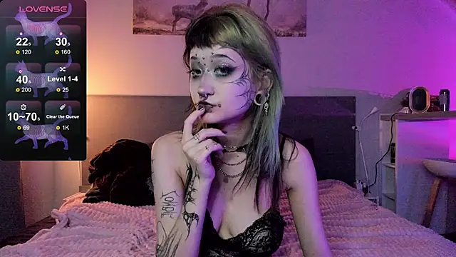 צ'אט XXX בשידור חי של Trish-Crystal