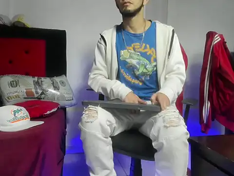 mark_splinter09 élő XXX-chatje