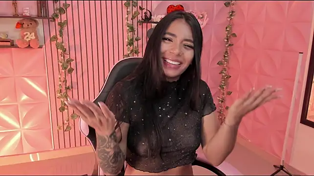 NattGomez Chat XXX in diretta