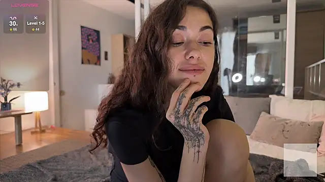 sadetuiningaa Live XXX-Chat
