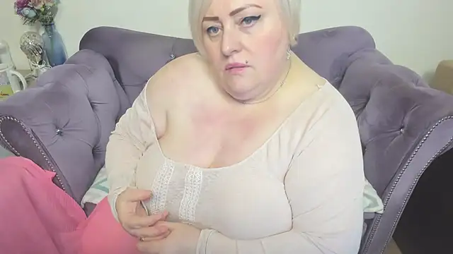 XXX chat uživo modela fashiona