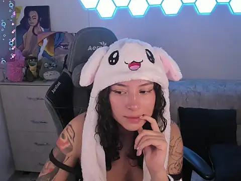 emillyaqua's Live XXX Chat