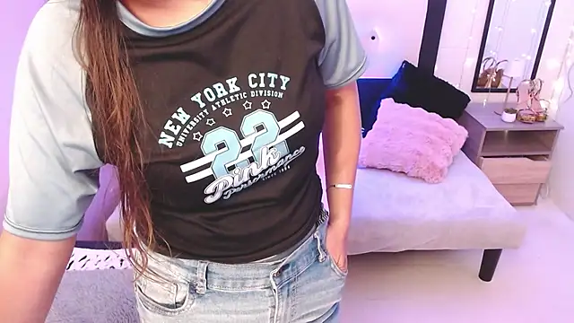 camila_delarosa লাইভ XXX চ্যাট