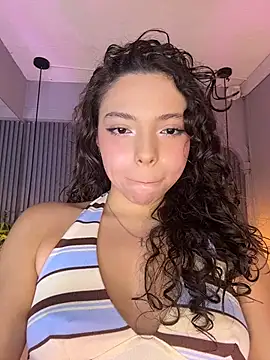 Chatroom XXX en direct de Mia_honey3