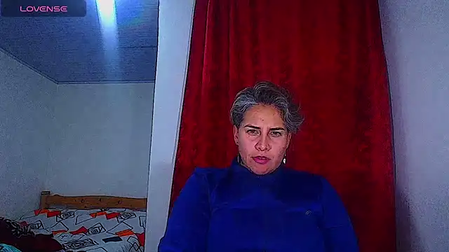Yessi_rousse's Live XXX Chat