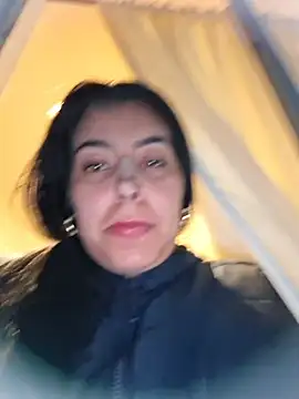 Онлайн чат XXX Luianna