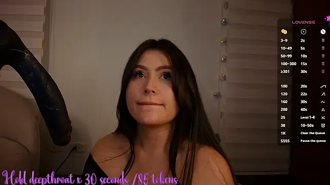 Venusleroy_ - Oil on my booty 🍑